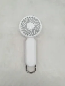 مروحة صغيرة